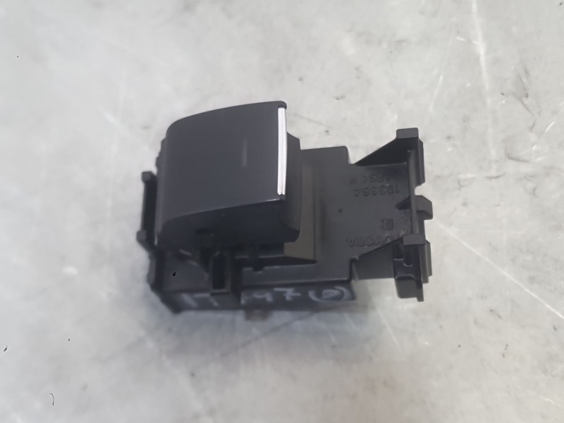 Recambio de mando elevalunas trasero izquierdo para toyota corolla sedán (_e21_) 1.8 vvti hybrid (mzea12, zre211, zwe211) refere