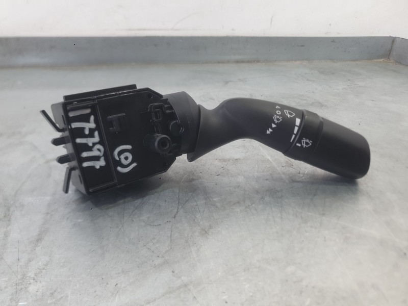 Recambio de mando limpia para toyota corolla sedán (_e21_) 1.8 vvti hybrid (mzea12, zre211, zwe211) referencia OEM IAM   