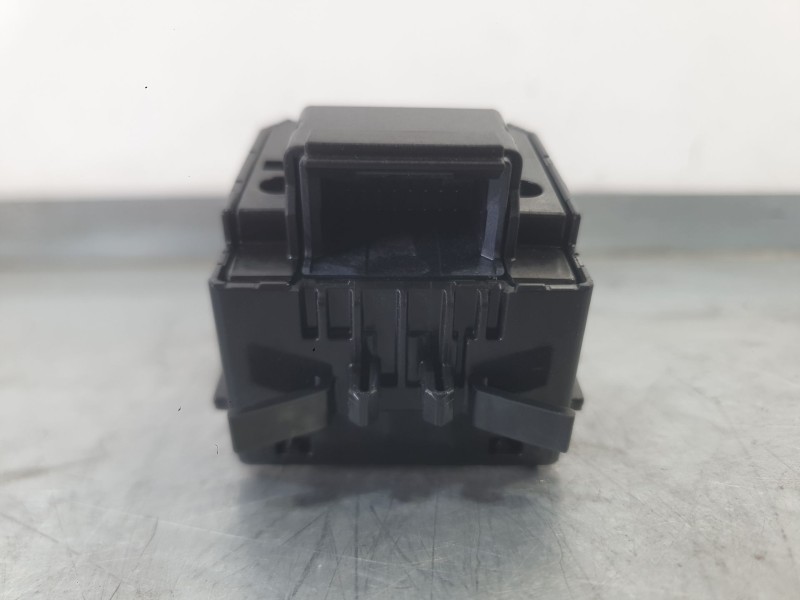 Recambio de mando limpia para toyota corolla sedán (_e21_) 1.8 vvti hybrid (mzea12, zre211, zwe211) referencia OEM IAM   