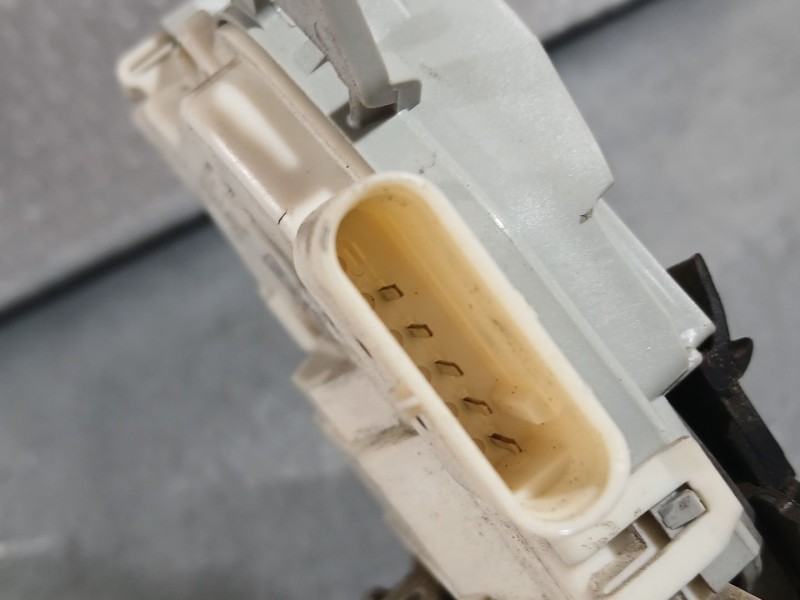 Recambio de cerradura puerta trasera derecha para audi a5 sportback (8ta) 2.0 tdi referencia OEM IAM 8K0839016H  