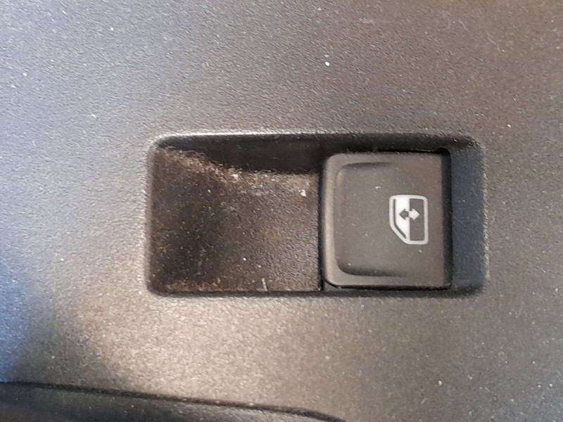 Recambio de mando elevalunas trasero derecho para seat arona (kj7, kjp) 1.0 tsi referencia OEM IAM 5G0959855PWHS  