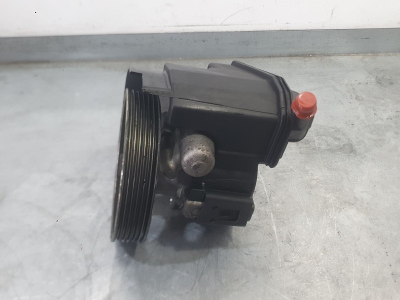 Recambio de bomba direccion para peugeot 206 hatchback (2a/c) 1.4 hdi eco 70 referencia OEM IAM 4007XF  