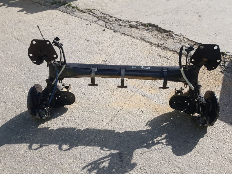 Recambio de puente trasero para renault kangoo iii furgoneta/monovolumen 1.5 blue dci 95 (fjab) referencia OEM IAM 555018047R DI