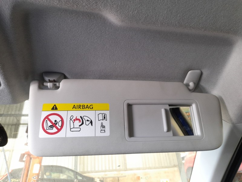 Recambio de parasol derecho para seat arona (kj7, kjp) 1.0 tsi referencia OEM IAM 5G0857552DC3H8 6F0857552F2F4 