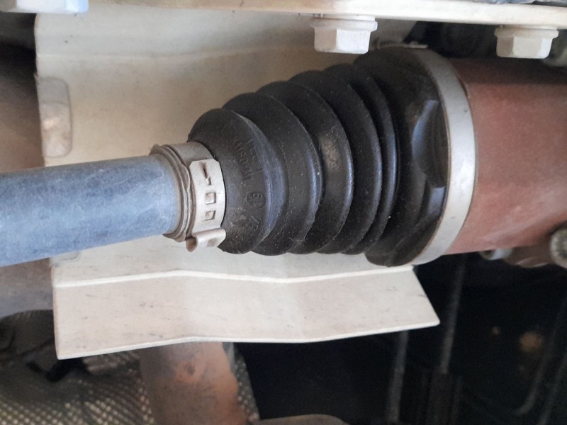 Recambio de transmision delantera derecha para seat arona (kj7, kjp) 1.0 tsi referencia OEM IAM 2Q0407272BS  