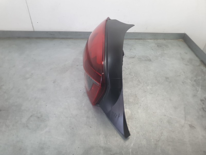 Recambio de piloto trasero izquierdo para peugeot 208 i (ca_, cc_) 1.2 thp 110 referencia OEM IAM 9825601280  