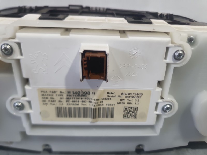 Recambio de cuadro instrumentos para peugeot 208 i (ca_, cc_) 1.2 thp 110 referencia OEM IAM 1638944680  