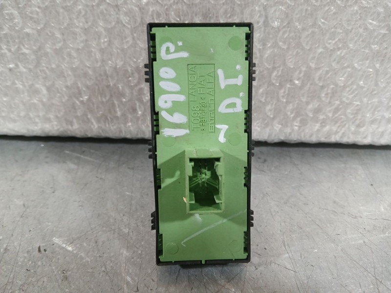 Recambio de mando elevalunas delantero izquierdo para fiat tipo sedán (356_, 357_) 1.4 (356sxa1b) referencia OEM IAM 735631478 C
