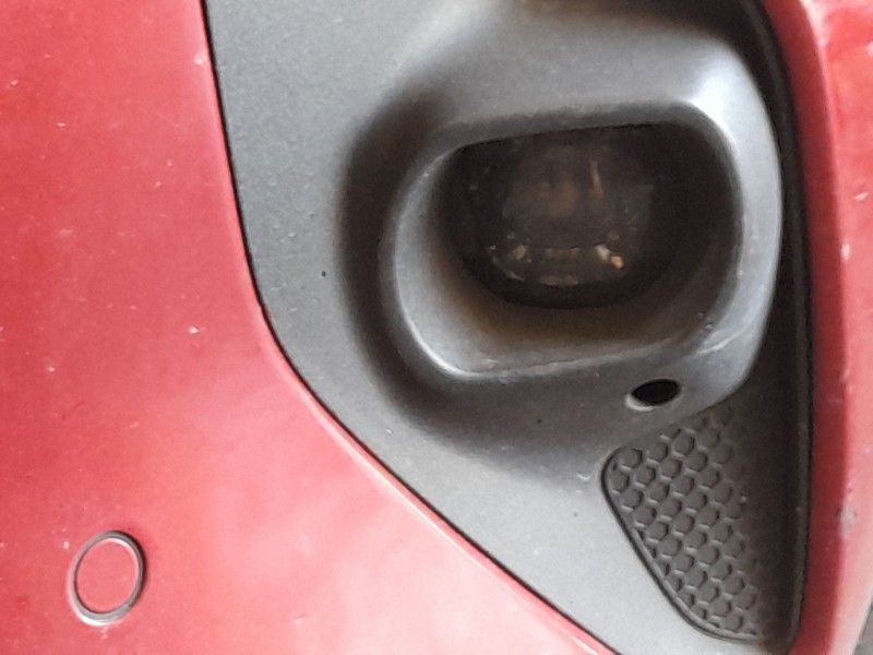 Recambio de faro antiniebla izquierdo para opel corsa f (p2jo) 1.2 (68) referencia OEM IAM 9831303880  