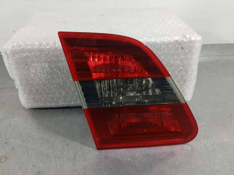 Recambio de piloto trasero izquierdo interior para mercedes-benz clase b sports tourer (w245) b 180 cdi (245.207) referencia OEM