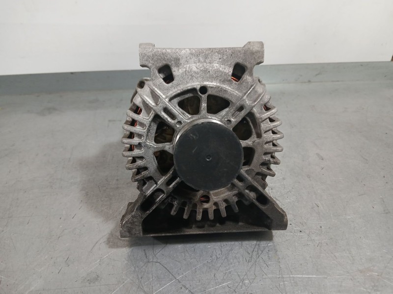 Recambio de alternador para mercedes-benz clase b sports tourer (w245) b 180 cdi (245.207) referencia OEM IAM A0525454026  
