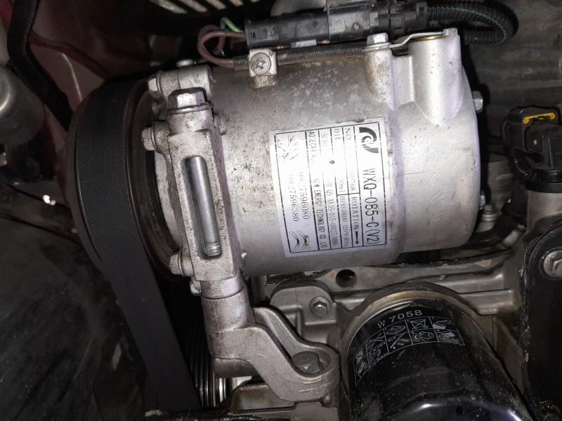 Recambio de compresor aire acondicionado para opel corsa f (p2jo) 1.2 (68) referencia OEM IAM 9828684880 1666721780 