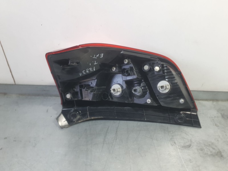 Recambio de piloto trasero izquierdo exterior para honda jazz iv (gk_) 1.3 referencia OEM IAM   
