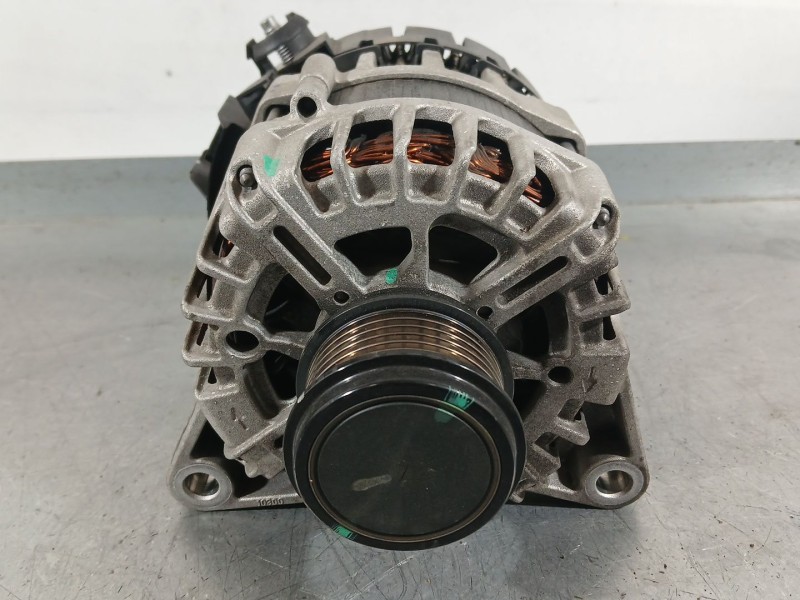 Recambio de alternador para ford focus iv (hn) 1.5 ecoblue referencia OEM IAM 2449470  