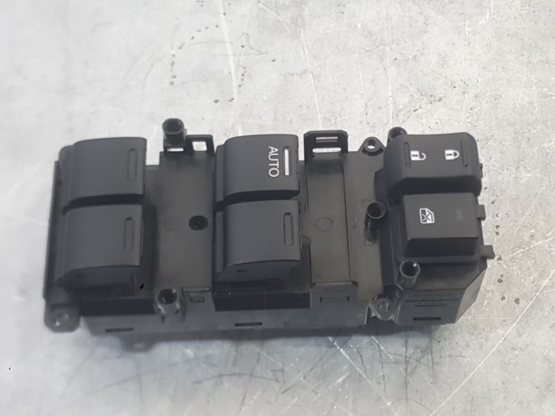 Recambio de mando elevalunas delantero izquierdo para honda jazz iv (gk_) 1.3 referencia OEM IAM 35750T5AG11  
