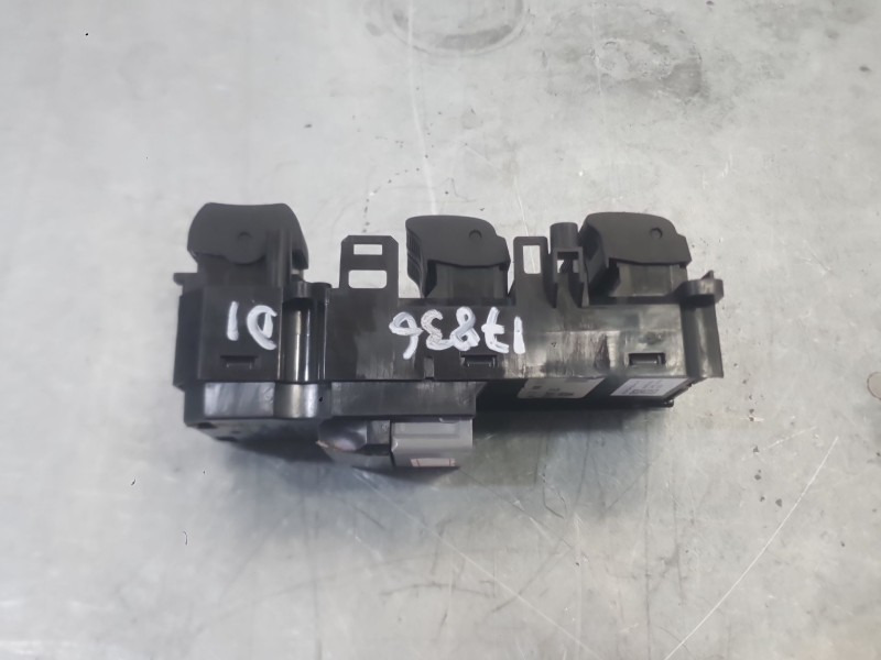 Recambio de mando elevalunas delantero izquierdo para honda jazz iv (gk_) 1.3 referencia OEM IAM 35750T5AG11  