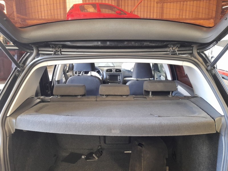Recambio de bandeja trasera para volkswagen golf vi (5k1) 1.4 tsi referencia OEM IAM 1K6867769E7T8  