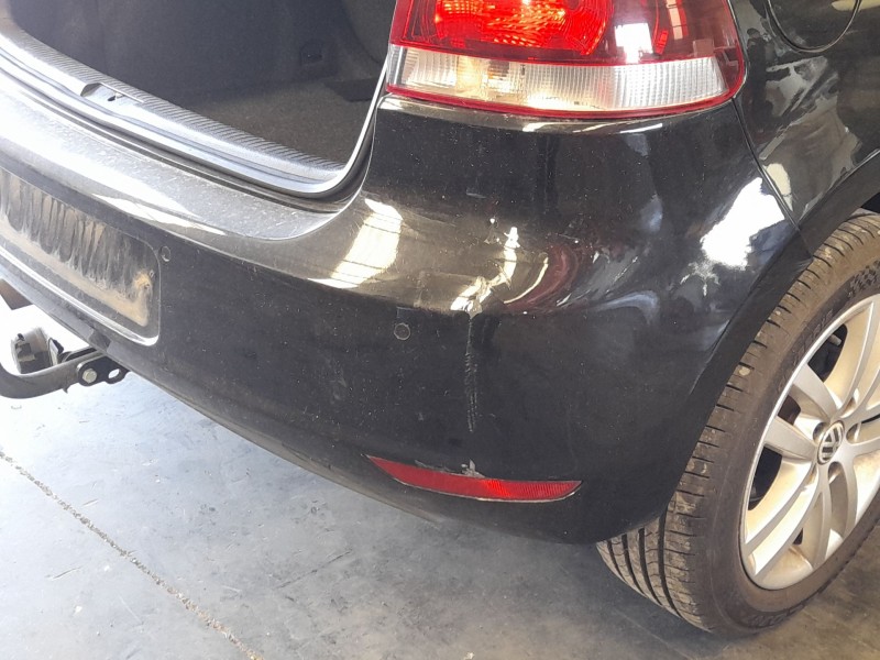 Recambio de paragolpes trasero para volkswagen golf vi (5k1) 1.4 tsi referencia OEM IAM 5K0807251A 5K6807421GRU 