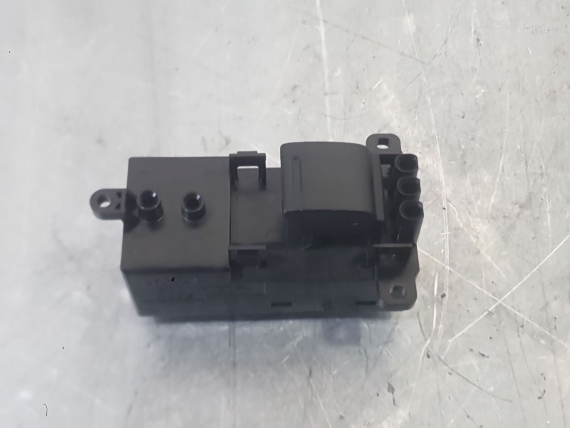 Recambio de mando elevalunas trasero derecho para honda jazz iv (gk_) 1.3 referencia OEM IAM 35770T2AA01  