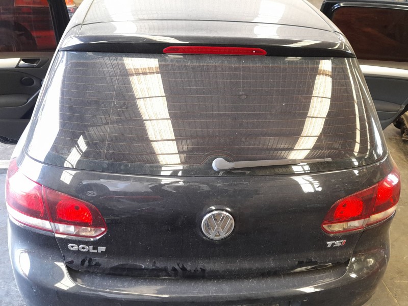 Recambio de porton trasero para volkswagen golf vi (5k1) 1.4 tsi referencia OEM IAM 5K6827025J  