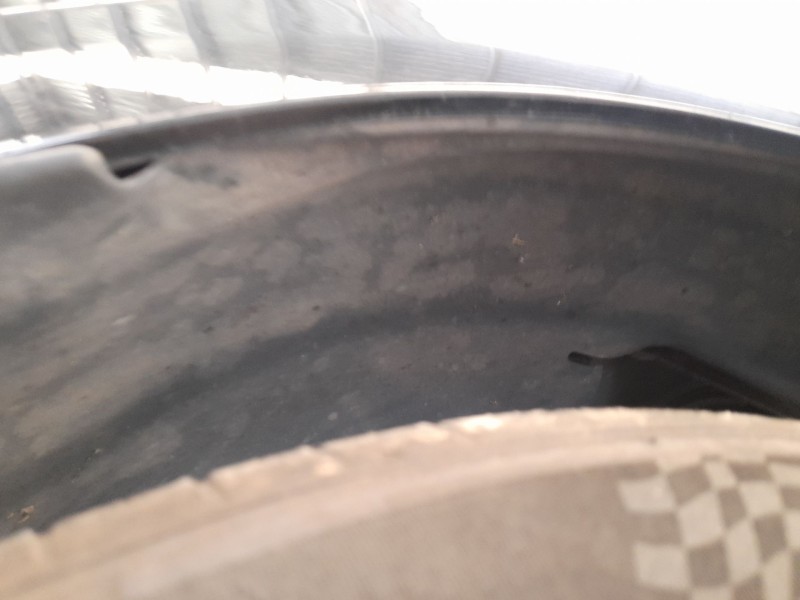 Recambio de plastico pase rueda del. dch. para volkswagen golf vi (5k1) 1.4 tsi referencia OEM IAM 5K0805912B 5K0805978 