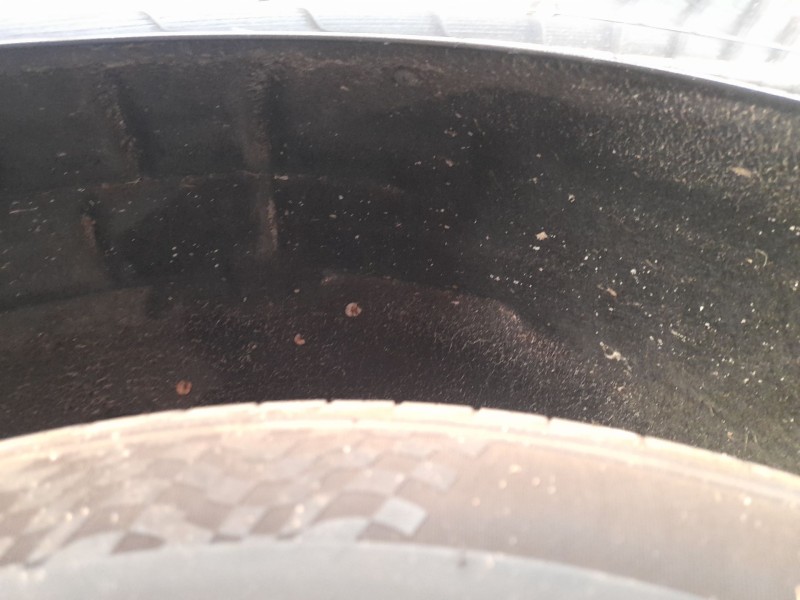 Recambio de plastico pase rueda tras. dch. para volkswagen golf vi (5k1) 1.4 tsi referencia OEM IAM 5K0810972D  
