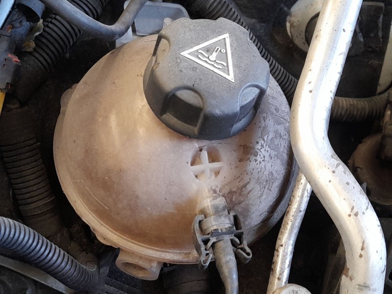 Recambio de deposito expansion para peugeot 308 ii (lb_, lp_, lw_, lh_, l3_) 1.2 thp 130 referencia OEM IAM 9678125880  