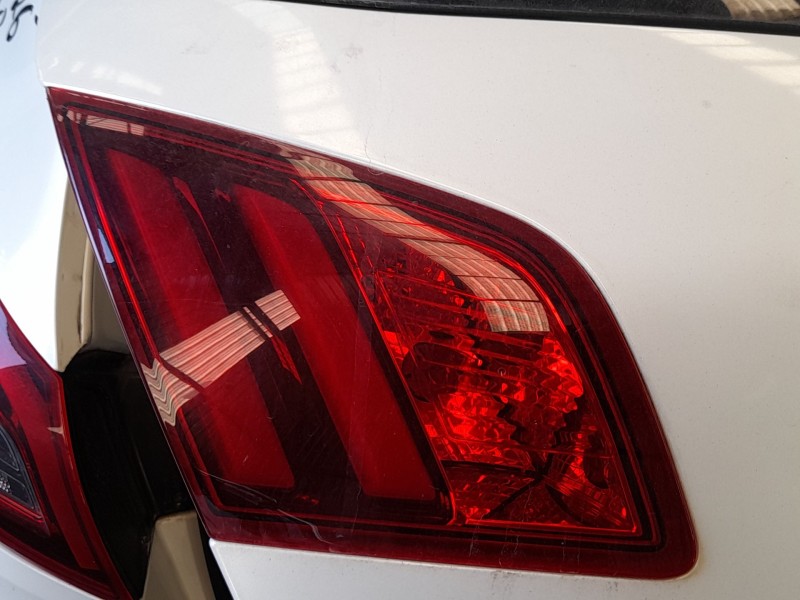 Recambio de piloto trasero izquierdo interior para peugeot 308 ii (lb_, lp_, lw_, lh_, l3_) 1.2 thp 130 referencia OEM IAM 96778