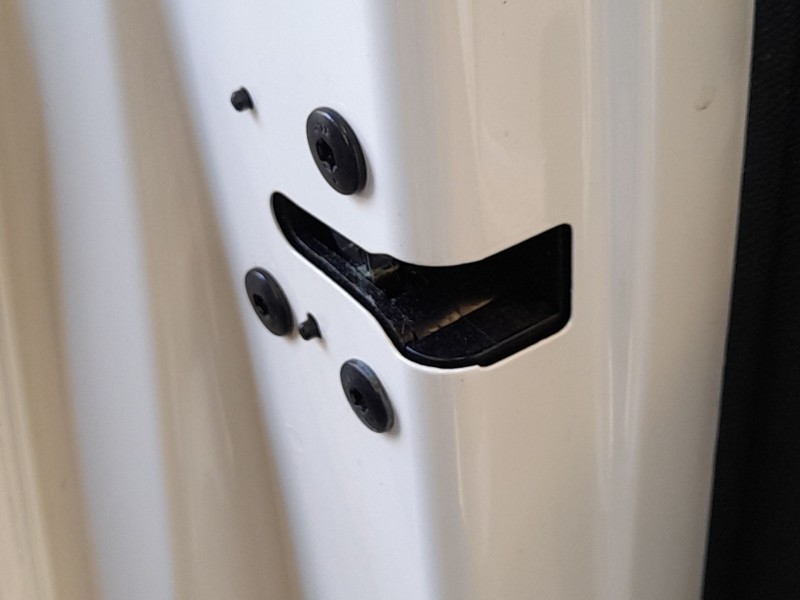 Recambio de cerradura puerta delantera izquierda para peugeot 308 ii (lb_, lp_, lw_, lh_, l3_) 1.2 thp 130 referencia OEM IAM 98