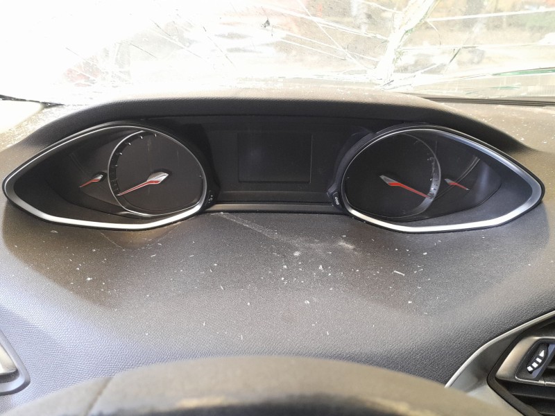 Recambio de cuadro instrumentos para peugeot 308 ii (lb_, lp_, lw_, lh_, l3_) 1.2 thp 130 referencia OEM IAM 9822774780  
