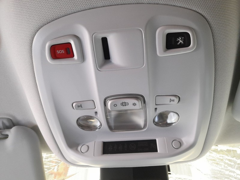 Recambio de luz interior para peugeot 308 ii (lb_, lp_, lw_, lh_, l3_) 1.2 thp 130 referencia OEM IAM 96887290PR  