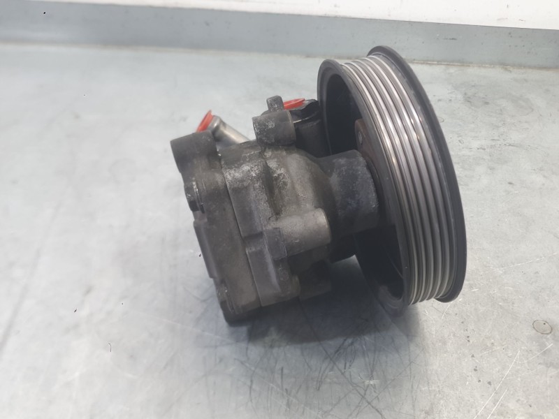 Recambio de bomba direccion para audi q7 (4lb) 3.0 tdi quattro referencia OEM IAM 7L8422154E  
