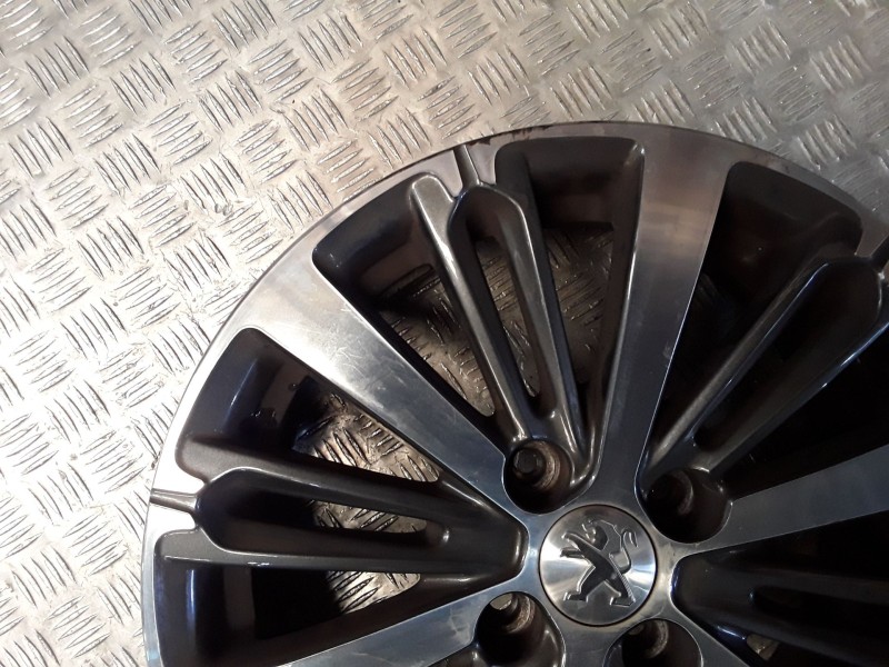 Recambio de llanta aluminio para peugeot 208 i (ca_, cc_) 1.2 thp 110 referencia OEM IAM 6X16 4 TORN ET23 ALUMINIO ROZADA