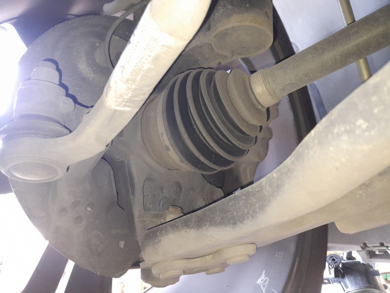 Recambio de mangueta delantera izquierda para peugeot 308 ii (lb_, lp_, lw_, lh_, l3_) 1.2 thp 130 referencia OEM IAM 1647857480