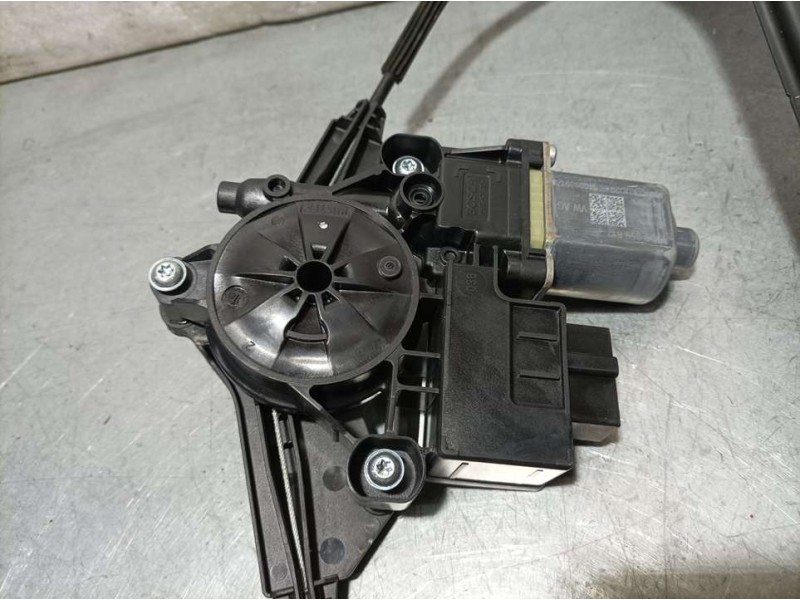 Recambio de elevalunas trasero derecho para volkswagen golf vii sportsvan edition bluemotion tech referencia OEM IAM 510839462D 