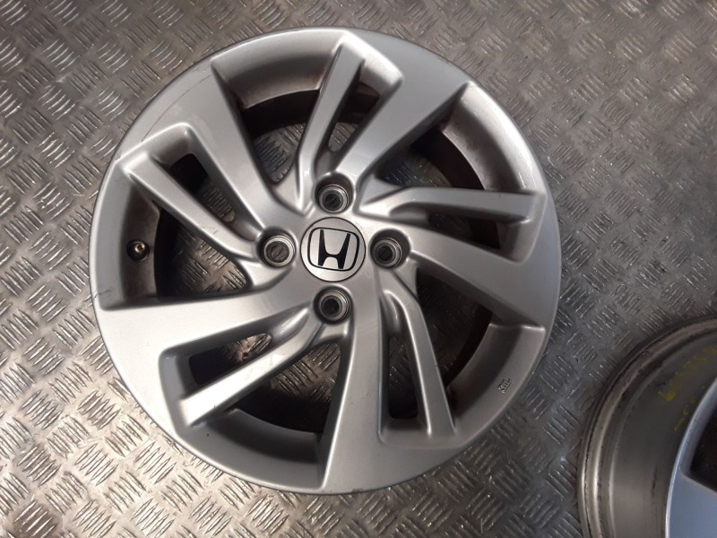 Recambio de juego llantas aluminio para honda jazz iv (gk_) 1.3 referencia OEM IAM 6X15 4 TORN ET50 ALUMINIO ROZADAS