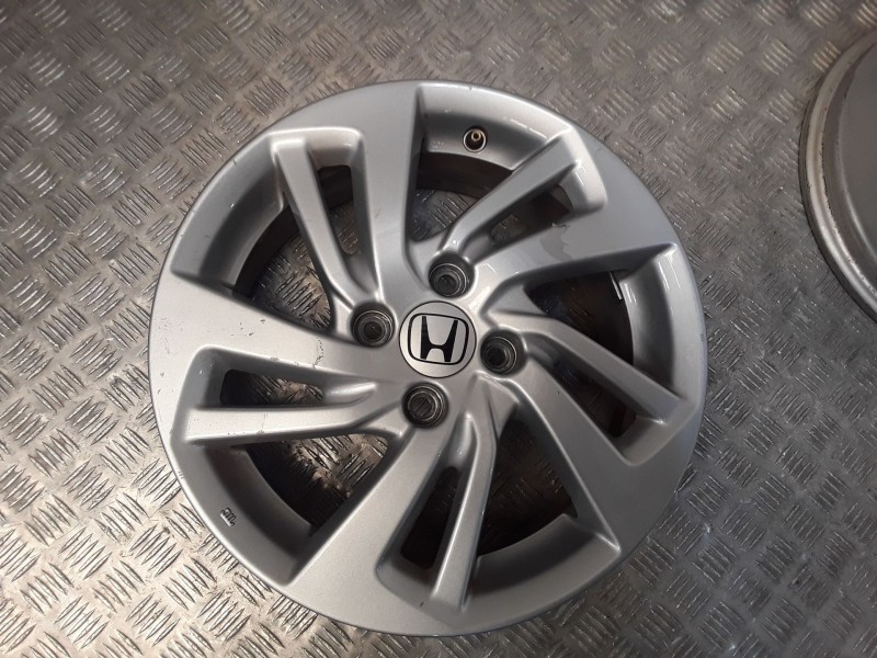 Recambio de juego llantas aluminio para honda jazz iv (gk_) 1.3 referencia OEM IAM 6X15 4 TORN ET50 ALUMINIO ROZADAS