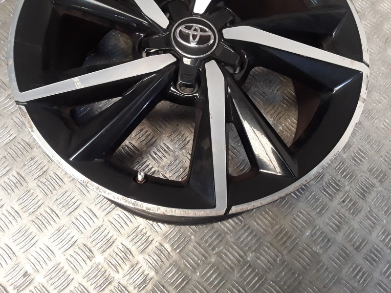 Recambio de juego llantas aluminio para toyota auris (-e18) 1.8 hybrid (zwee186) referencia OEM IAM 7X17 5 TORN ET50 ALUMINIO RO