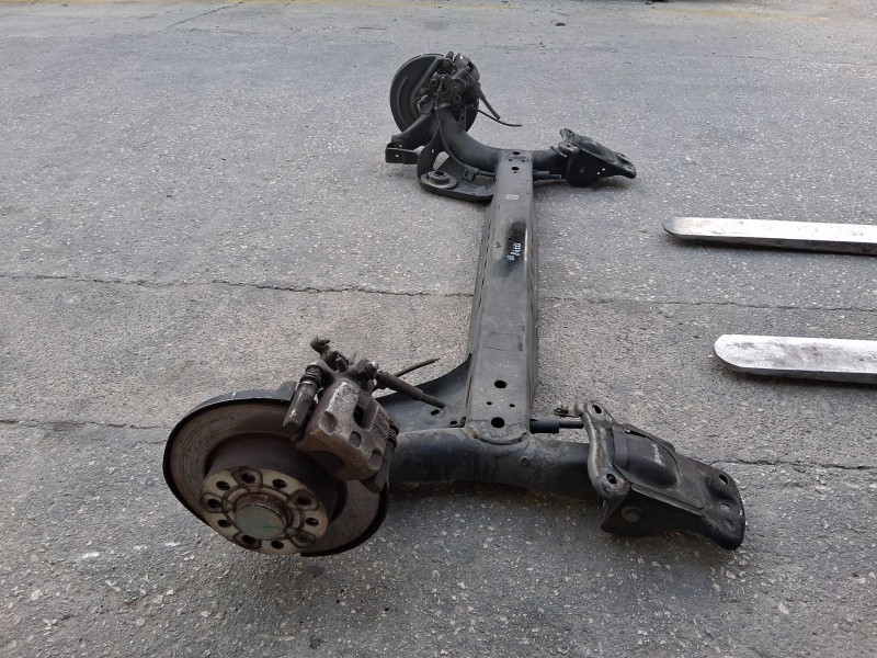 Recambio de puente trasero para seat leon st (5f8) 1.2 tsi referencia OEM IAM 5Q0501049BJ  