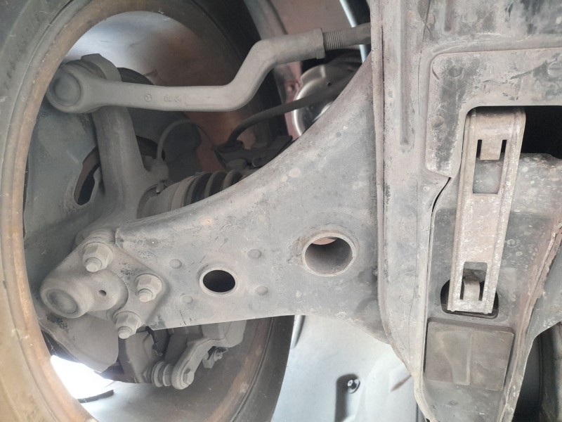 Recambio de brazo suspension inferior delantero derecho para mercedes-benz clase b sports tourer (w245) b 200 cdi (245.208) refe