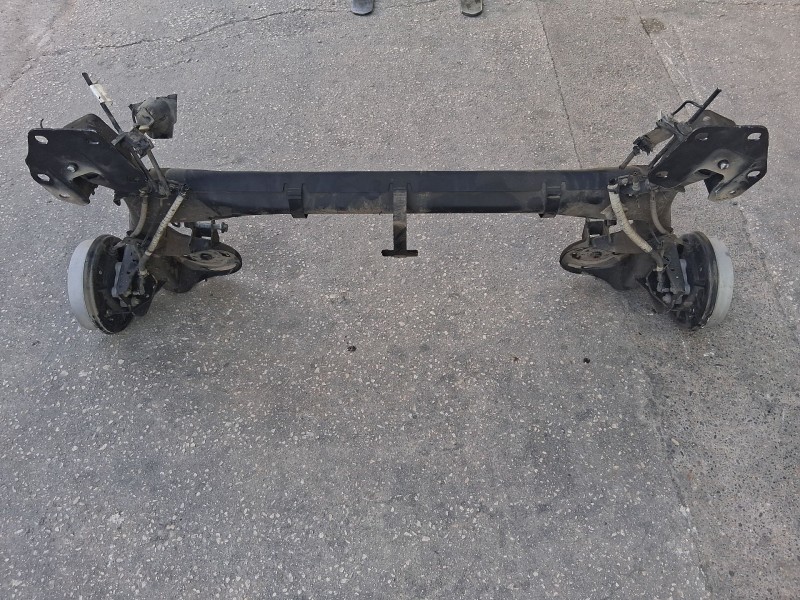 Recambio de puente trasero para nissan townstar furgoneta/monovolumen (xfk) 1.3 referencia OEM IAM 5550100Q0L TAMBOR C/ABS 5 TOR