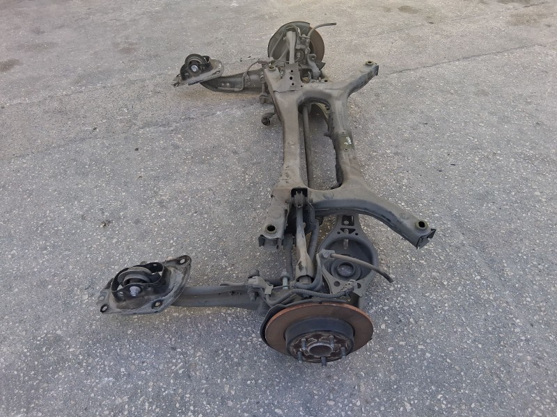 Recambio de puente trasero para toyota corolla sedán (_e21_) 1.8 vvti hybrid (mzea12, zre211, zwe211) referencia OEM IAM 5120602