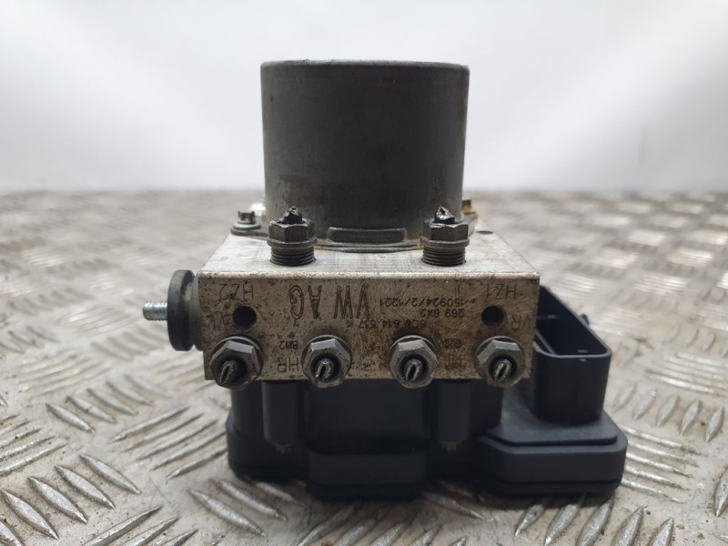 Recambio de abs para seat ibiza sc (6p5) style connect referencia OEM IAM 6C0614517K 269642 BOSCH