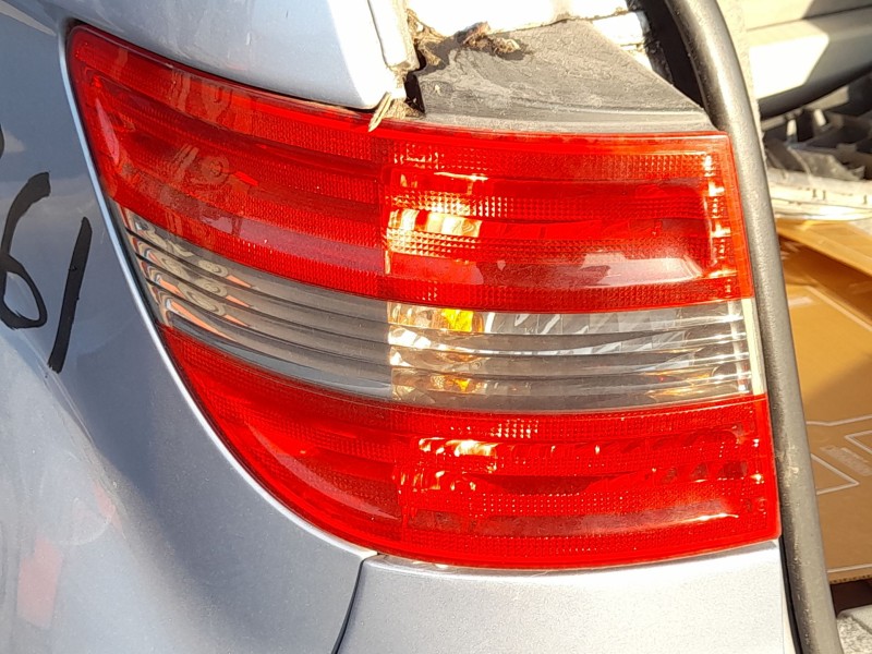 Recambio de piloto trasero izquierdo exterior para mercedes-benz clase b sports tourer (w245) b 200 cdi (245.208) referencia OEM