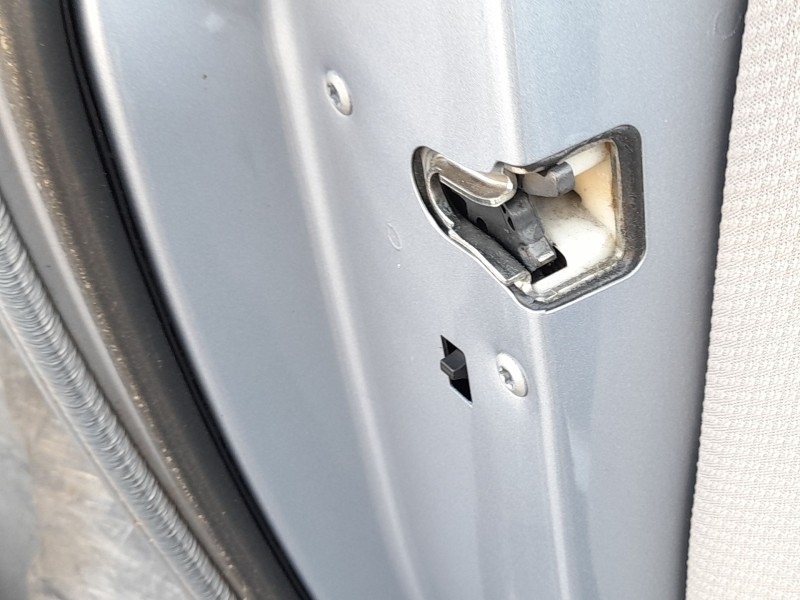Recambio de cerradura puerta trasera izquierda para mercedes-benz clase b sports tourer (w245) b 200 cdi (245.208) referencia OE