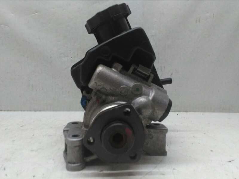 Recambio de bomba direccion para mercedes-benz sprinter 02.00  combi 2.2 cdi cat referencia OEM IAM A0024667601 7692900510 ZF