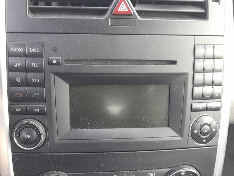 Recambio de sistema audio / radio cd para mercedes-benz clase b sports tourer (w245) b 200 cdi (245.208) referencia OEM IAM A169