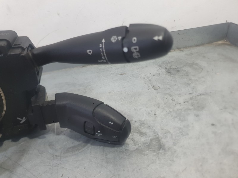 Recambio de mando luces y limpia para peugeot 307 sw (3h) 2.0 hdi 135 referencia OEM IAM 6242A8  