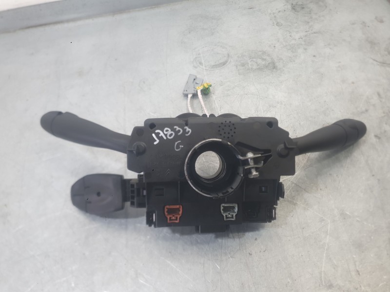 Recambio de mando luces y limpia para peugeot 307 sw (3h) 2.0 hdi 135 referencia OEM IAM 6242A8  