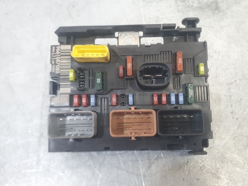 Recambio de caja reles / fusibles para peugeot 307 sw (3h) 2.0 hdi 135 referencia OEM IAM 6500CK  
